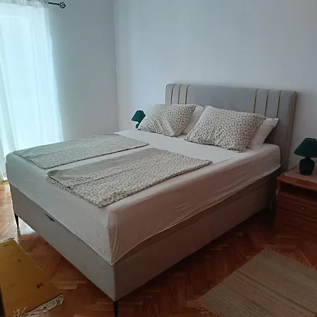 Appartement Promajna Apartman